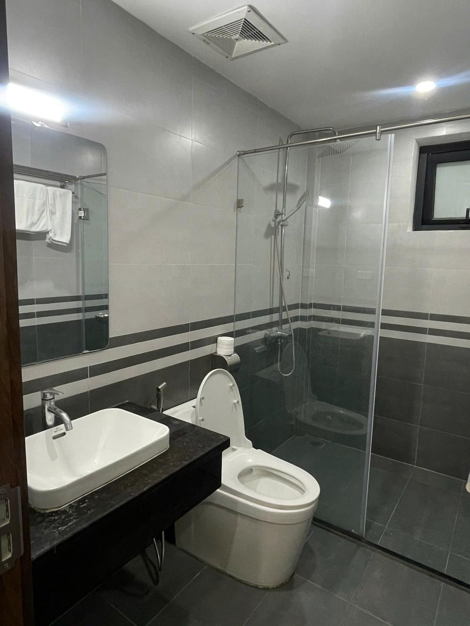 Era Apartment Xuan Thuy Hanoi Exterior foto